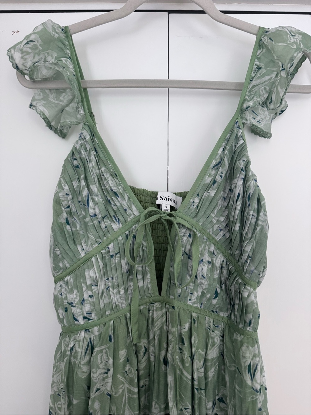 En Saison Sage Green Floral Tie-Front Maxi Dress